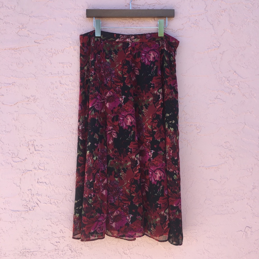 Coldwater Creek Dark Floral Skirt Rose